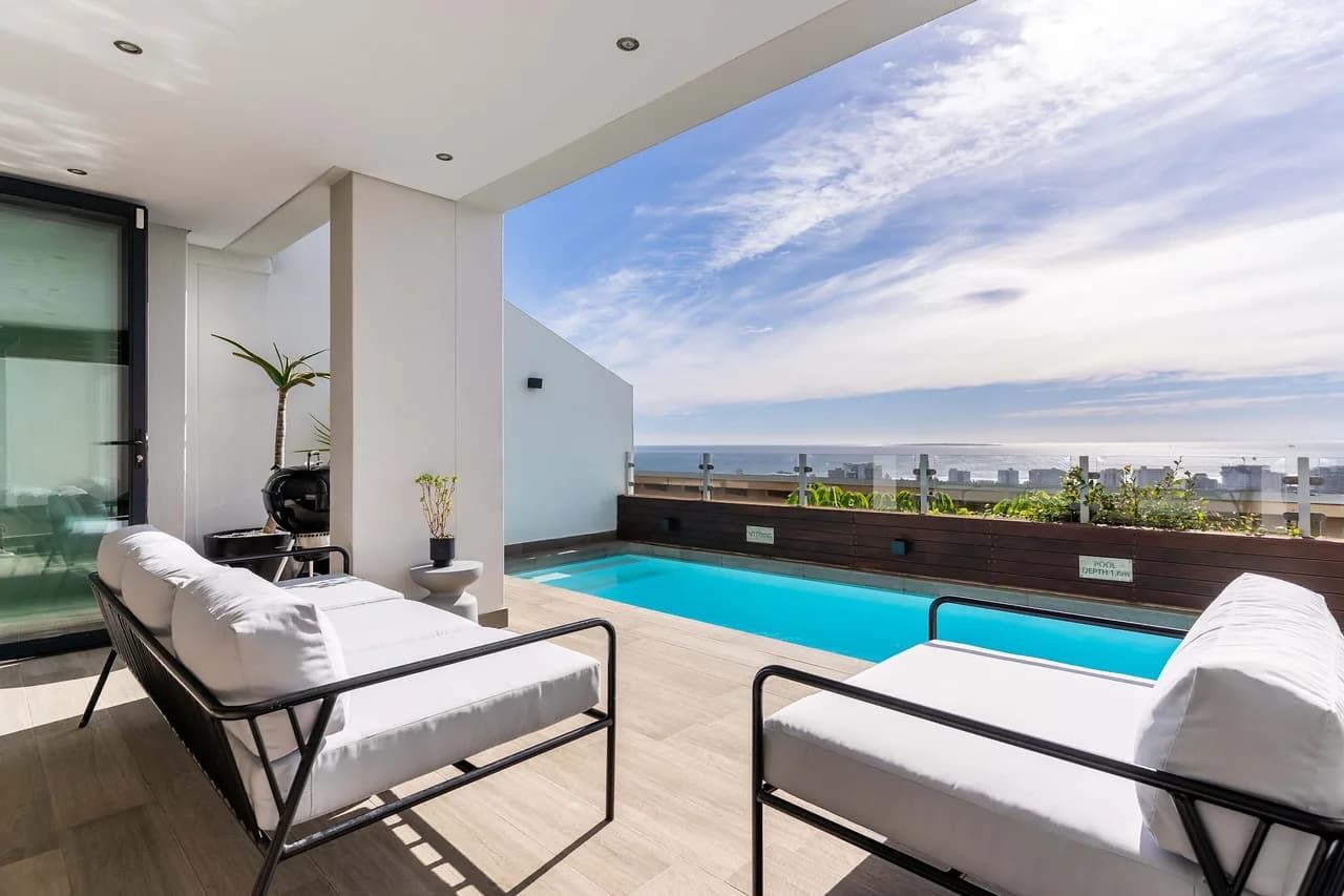 Sea View Villa with Pool in Green Point, Cape Town photo 4