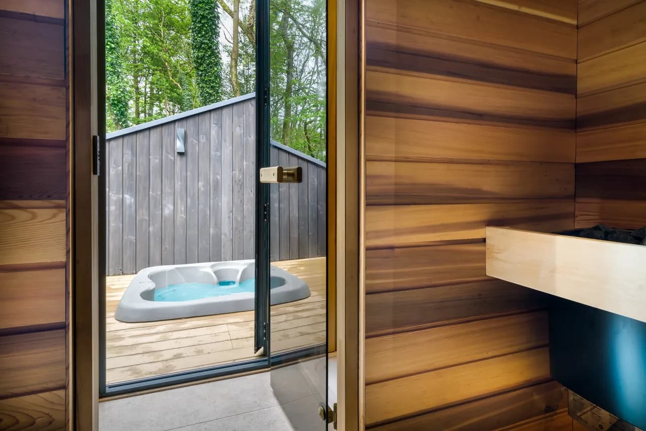 Hot Tub Retreat in South Lakeland District photo 4