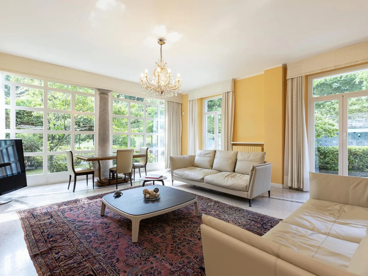 Luxury Lake Maggiore Villa with Pool & TennisCourt photo 4