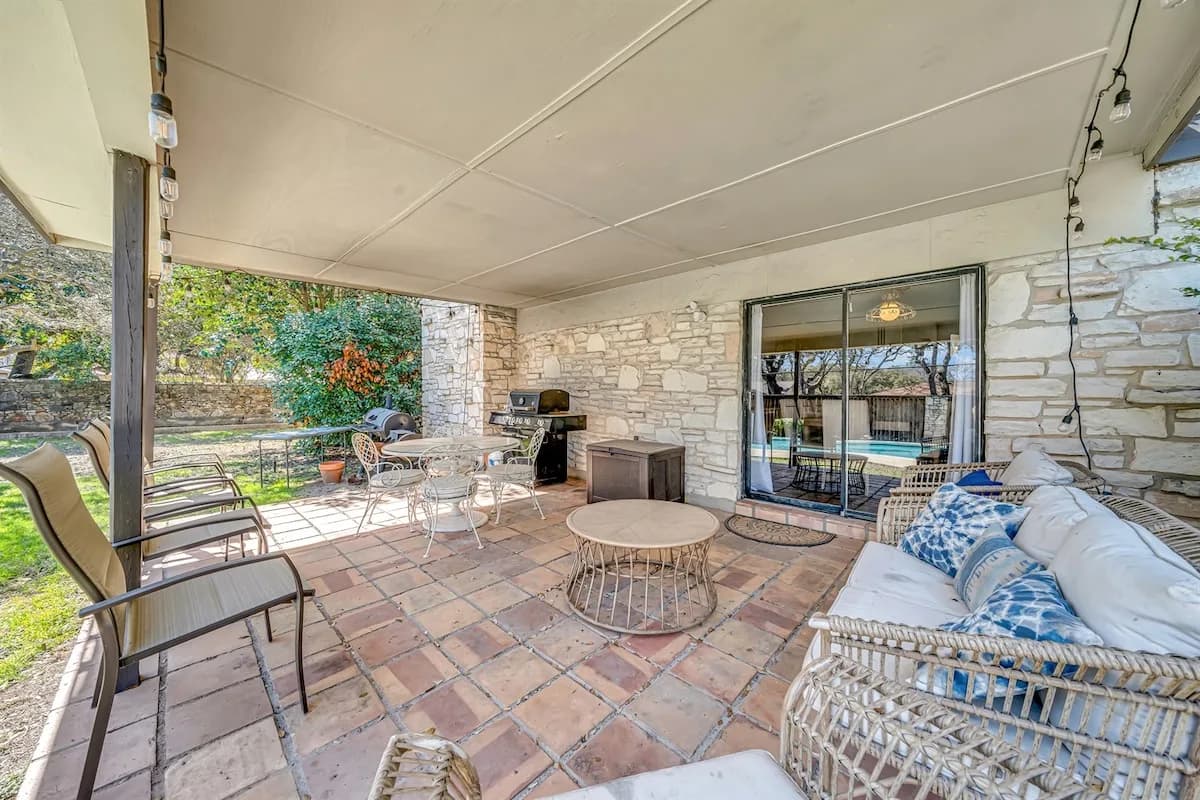 Spacious Four Bedroom Villa in San Antonio photo 3
