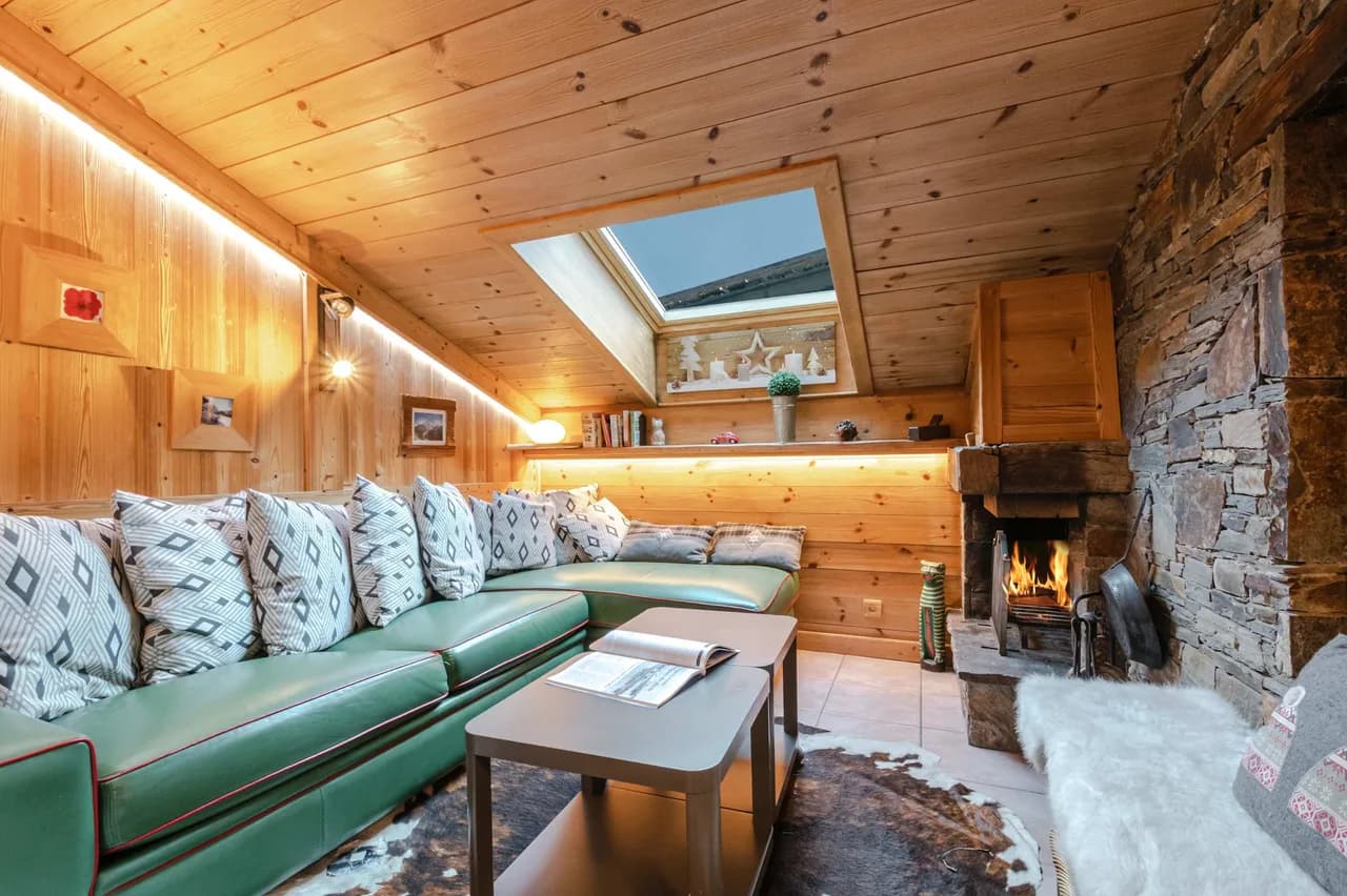 Warm Chalet Apartment With Mountain Views photo 2