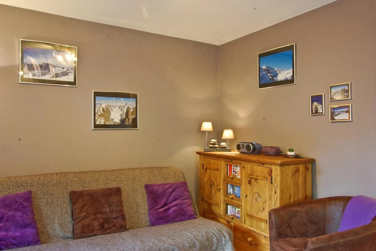 Bright Alpine Stay With Mountain Views photo 5