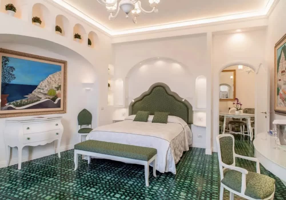 Romantic Sea-View Apartment with Private Terrace photo 2