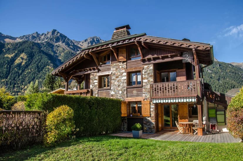 Cozy Alpine Duplex With Mont Blanc