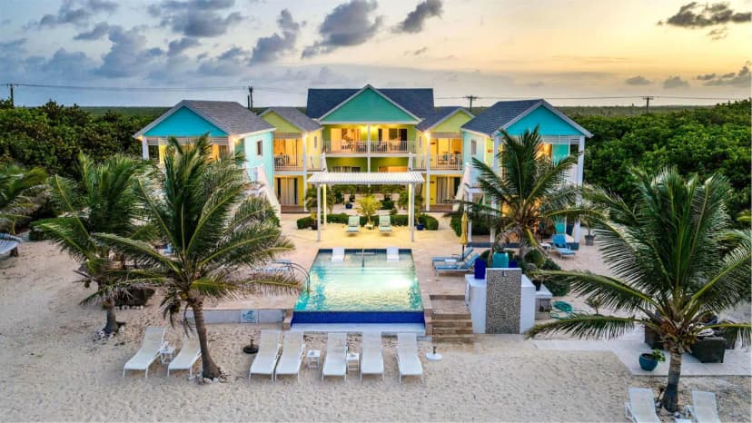 The Cottages Collection - 10 Oceanfront Suites and 2 BR Penthouse