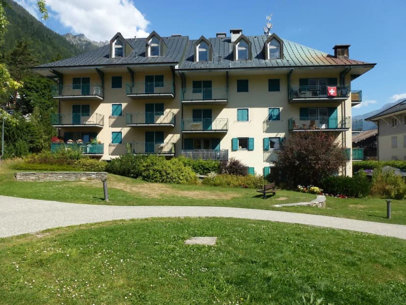 Scenic Balcony Stay in Chamonix