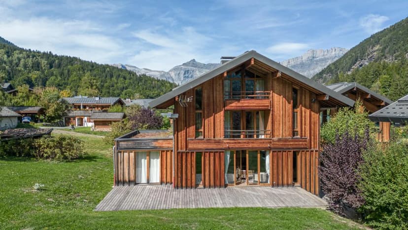 Mountain Escape Near Chamonix Valley