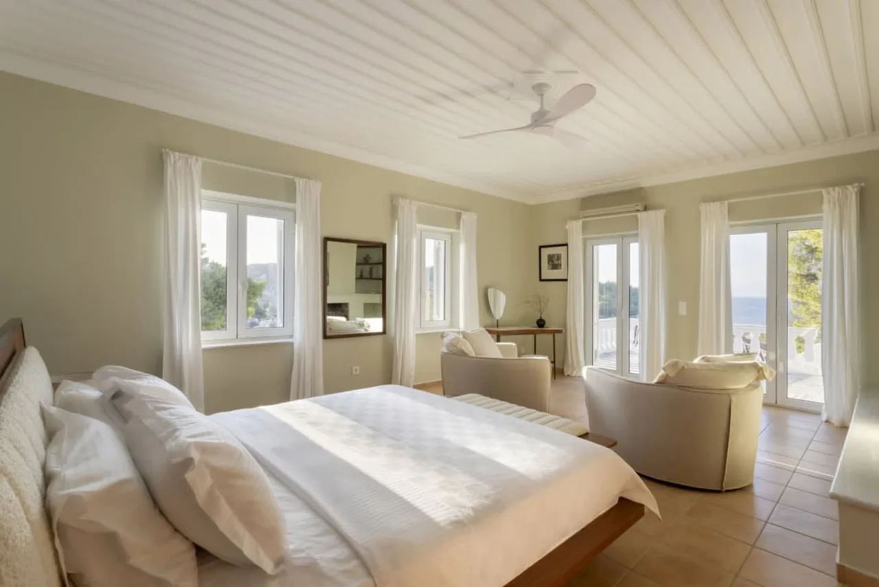 Azure Bohemian Retreat by the Sea photo 4