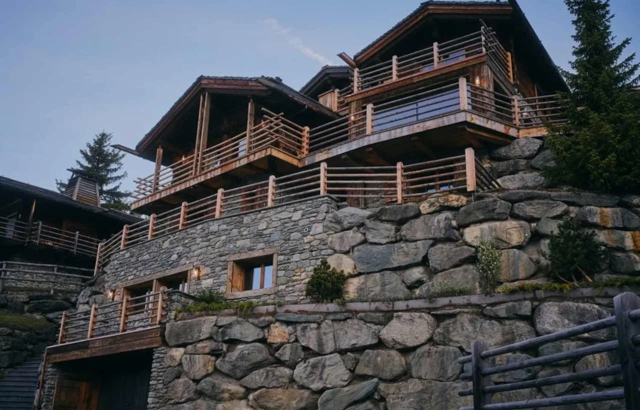 Luxurious Verbier Chalet With Mountain Views