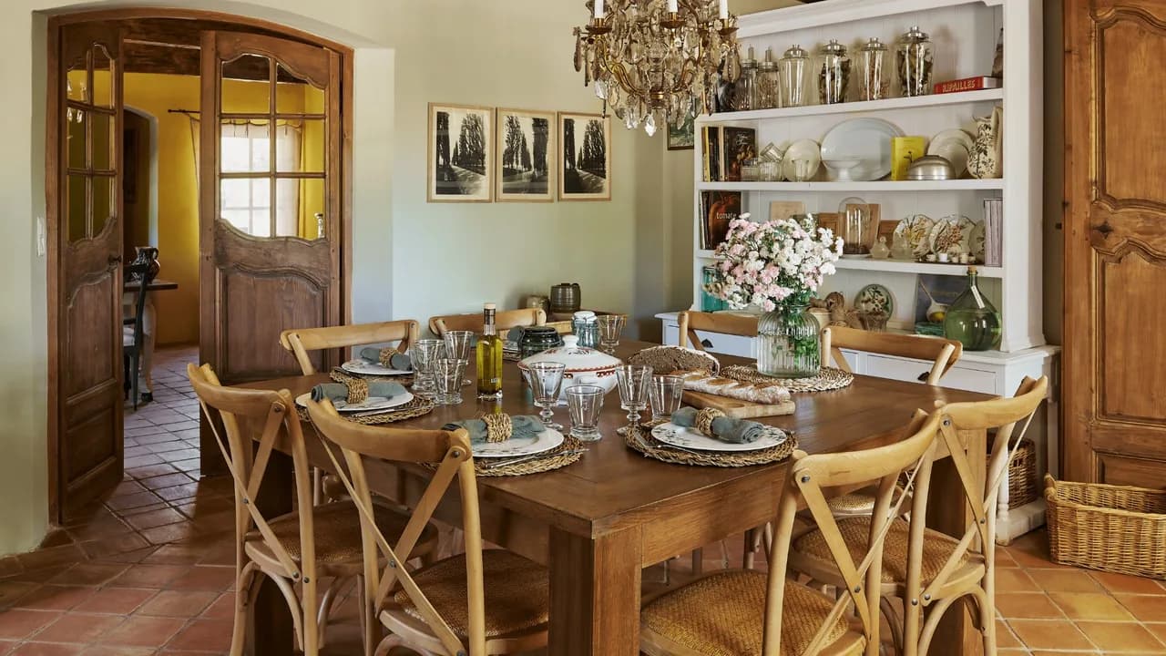 Serene Estate Escape Near Saint Tropez photo 5