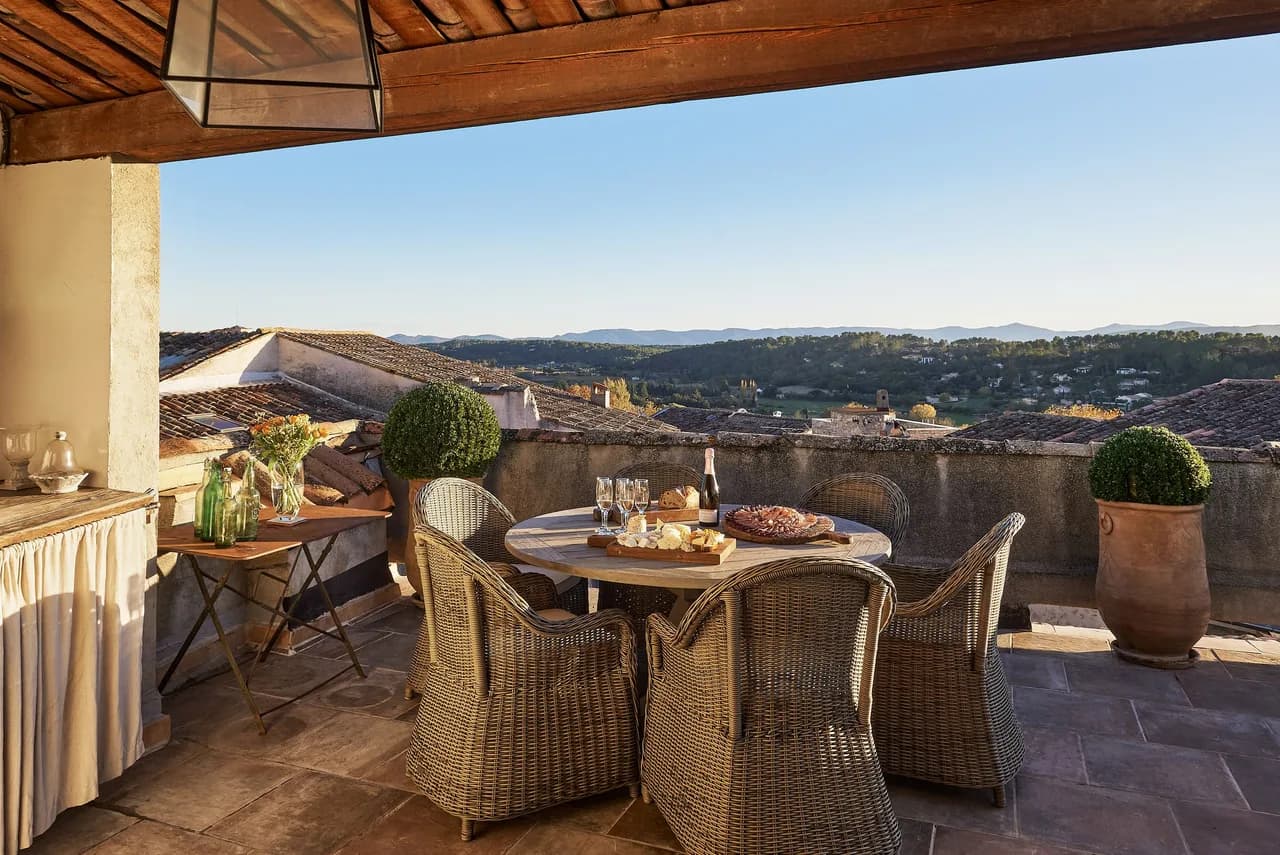Authentic Village Escape in Beautiful Provence photo 3