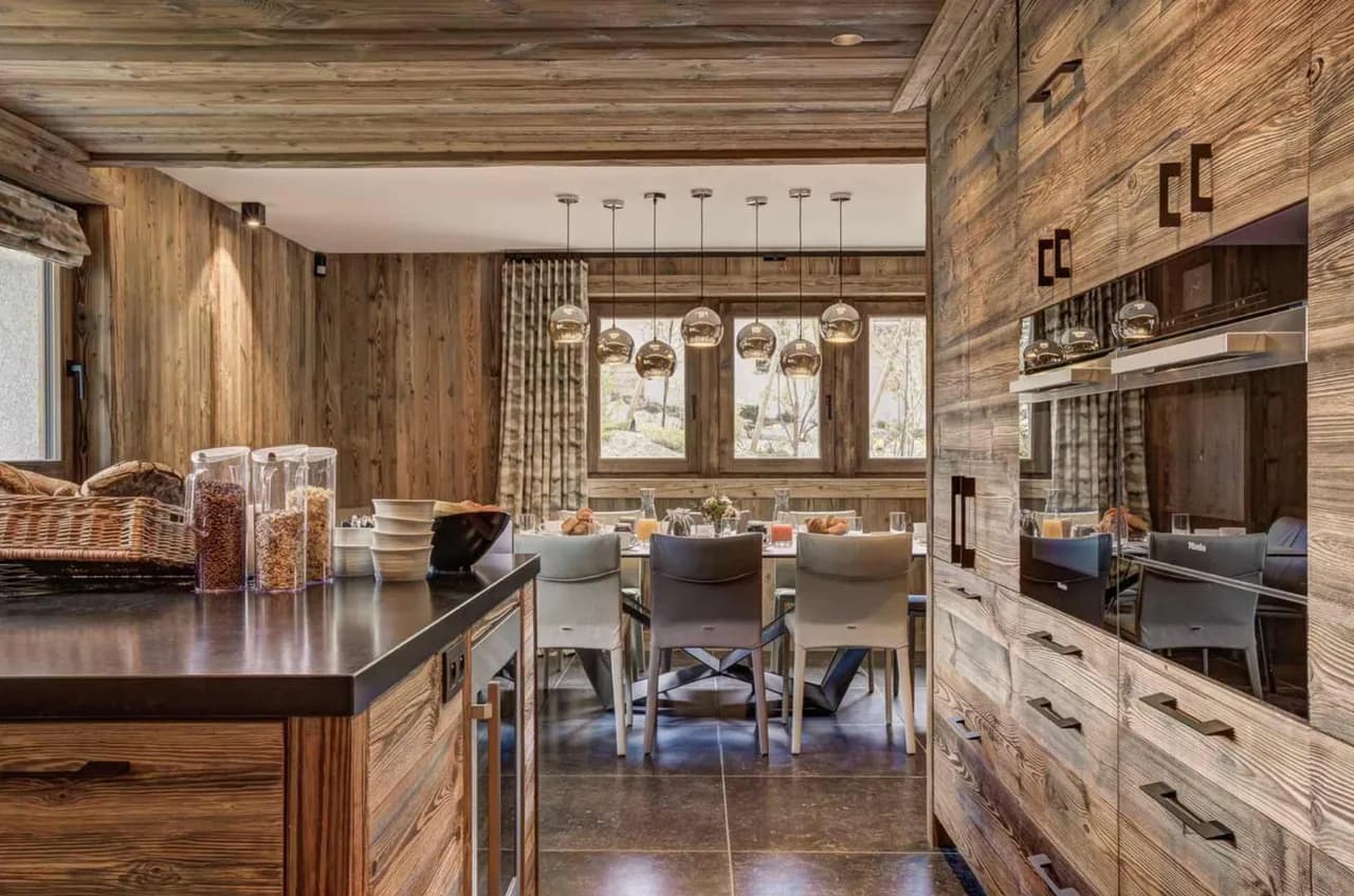Charming Mountain Chalet with Scenic Terraces photo 3