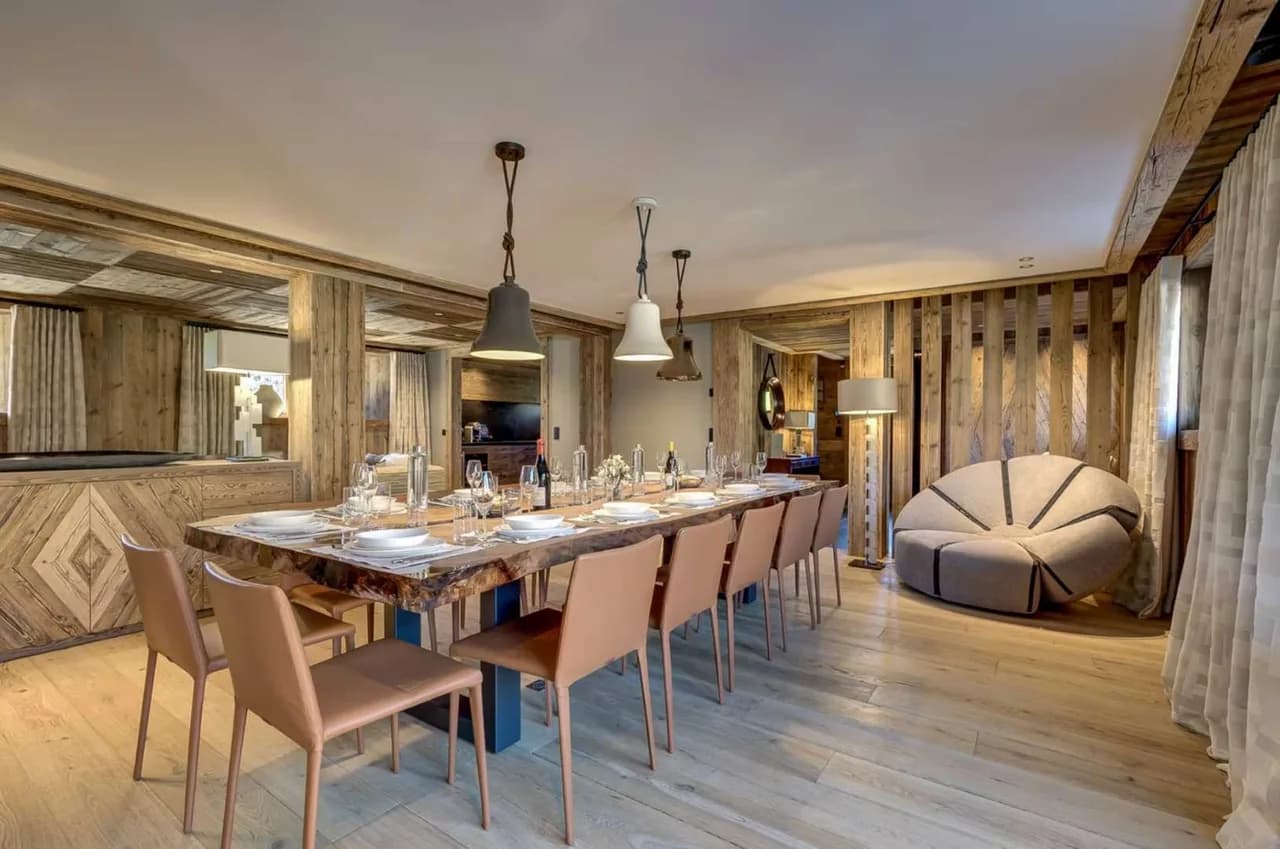 Cozy Family Chalet with Mountain Views photo 4