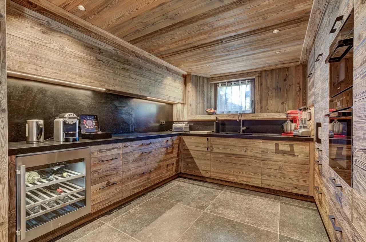 Cozy Family Chalet with Mountain Views photo 5