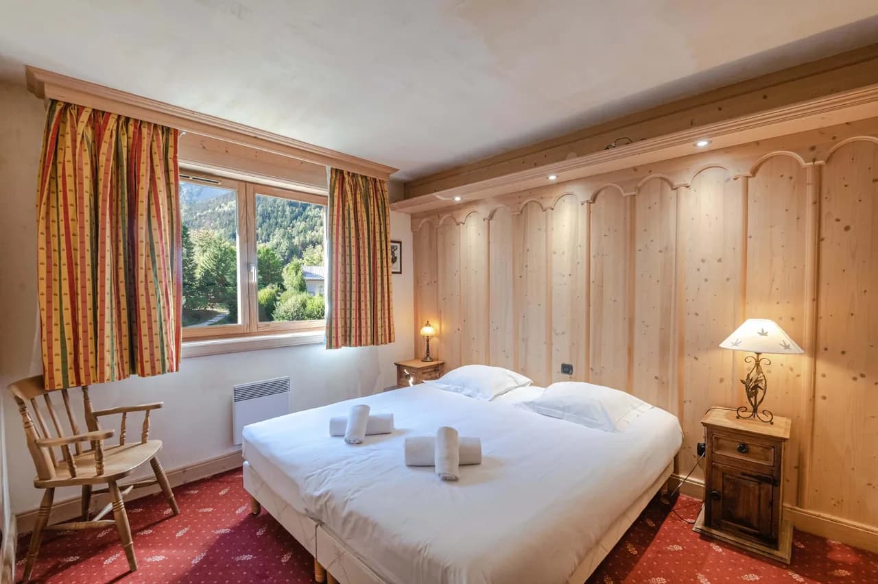 Bright Duplex in Heart of Chamonix photo 3