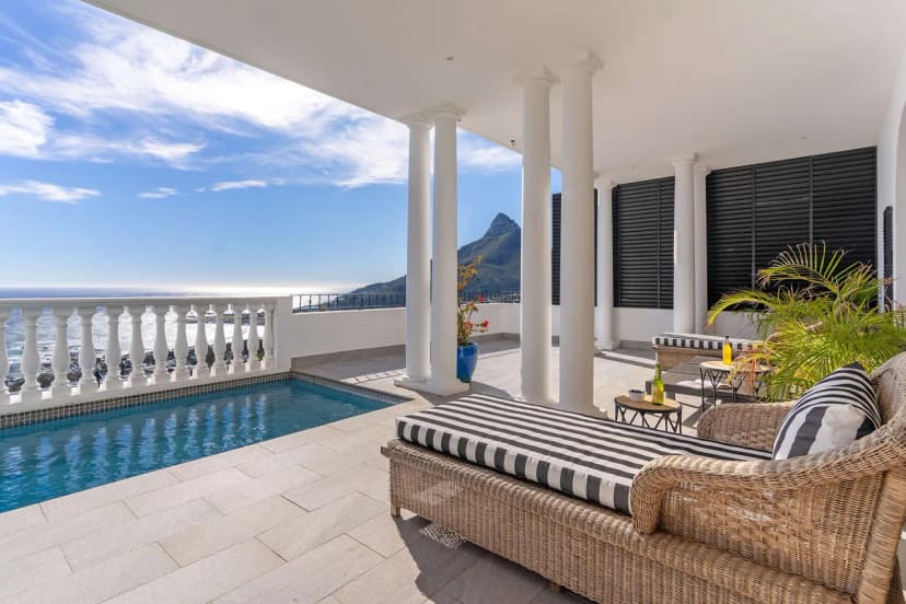 Gorgeous Views, Pool, Camps Bay -Gatsby Noir Villa