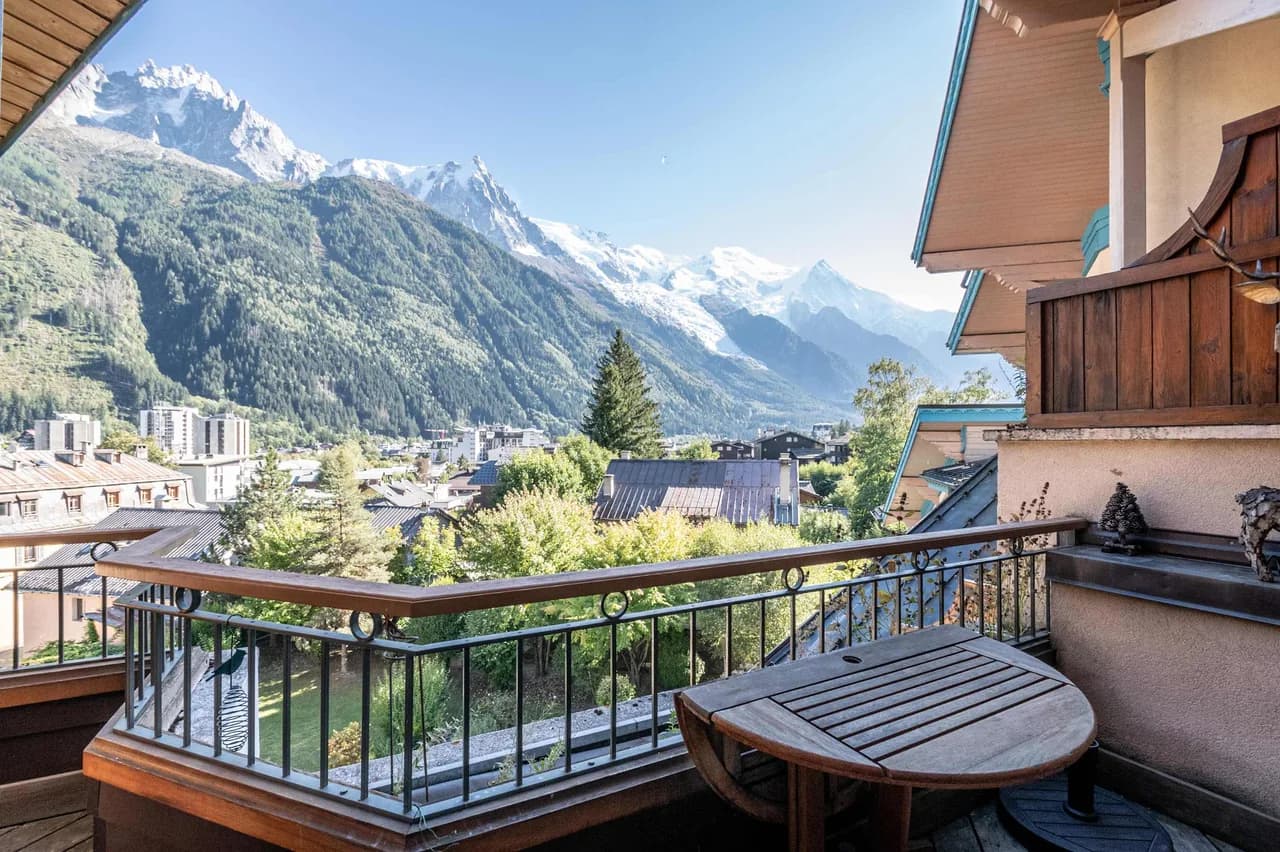 Cozy Apartment Overlooking Beautiful Mont Blanc photo 4