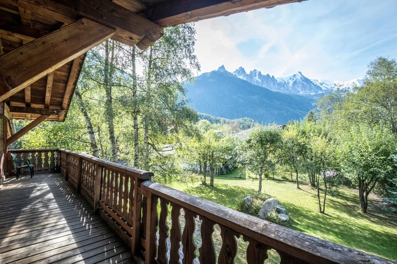 Rustic Mountain Chalet for Group Escapes photo 4