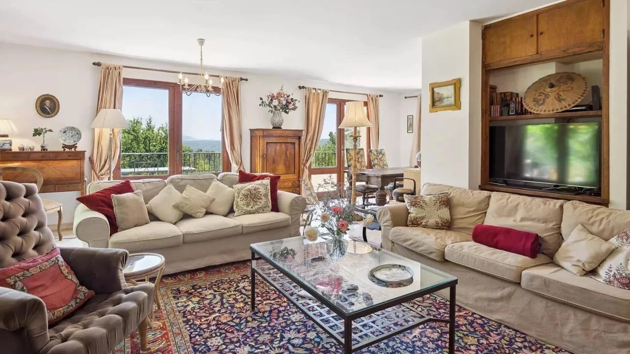 Charming Riverside Villas With Scenic Valley Views photo 2