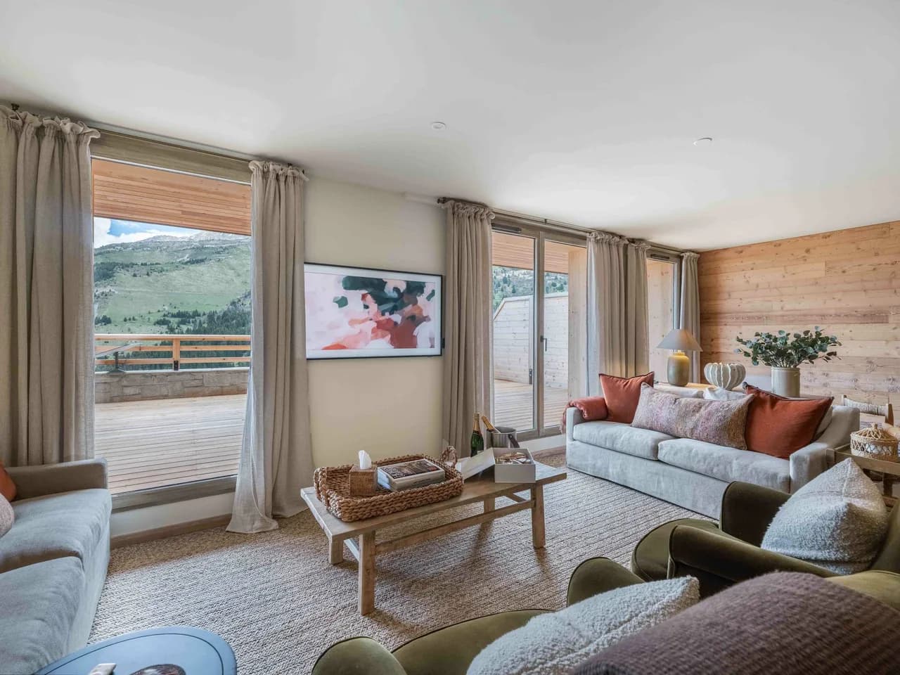 Modern Mountain Retreat with Panoramic Terrace Vie photo 2