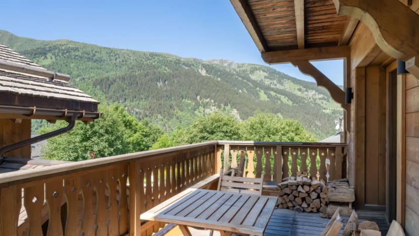 Cozy Alpine Apartment Near Méribel Village Slopes