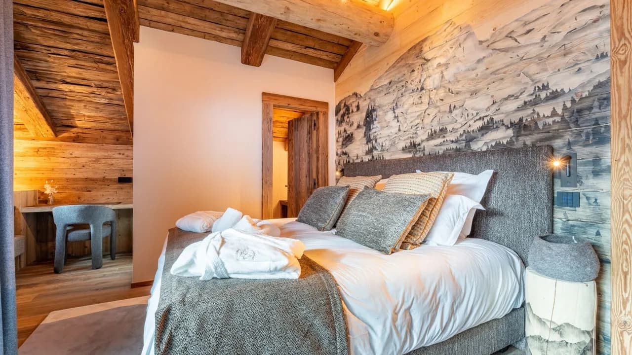 Restored Farmhouse With Panoramic Mountain Views photo 4