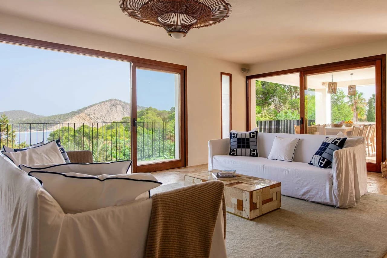 Luxury Sea View Villa with Rooftop Terrace photo 2