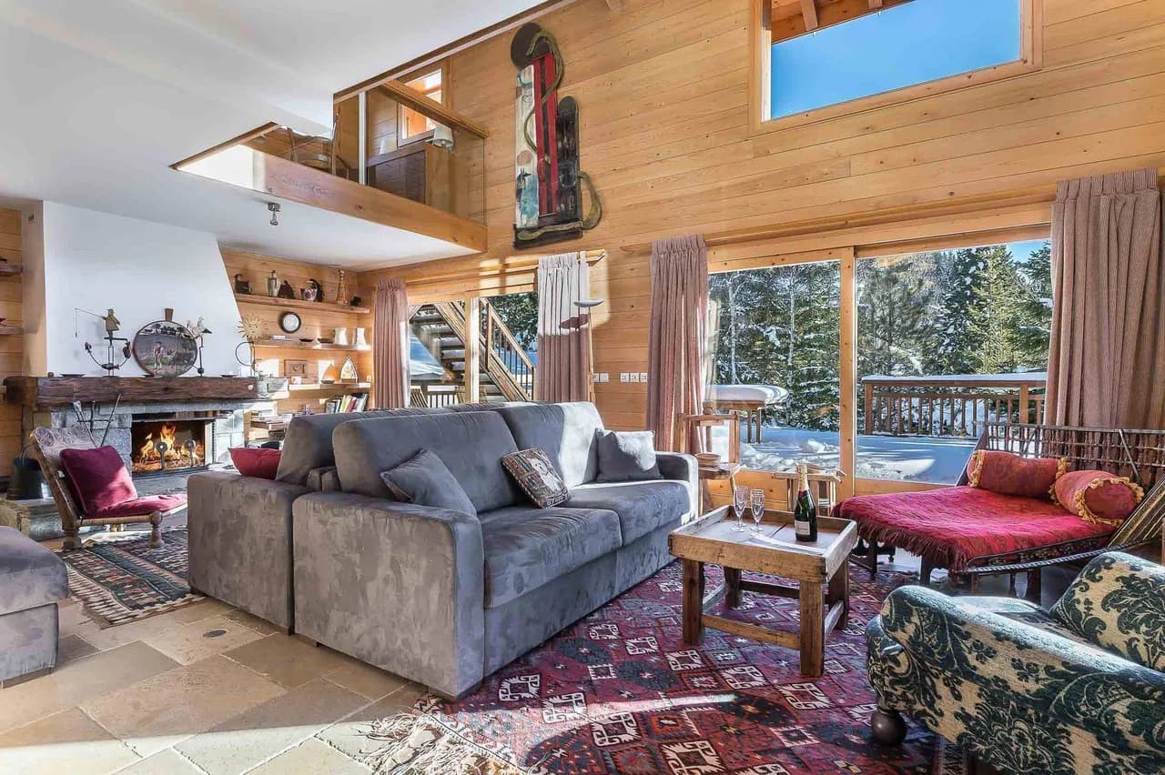 Traditional Chalet With Panoramic Peak Views photo 5