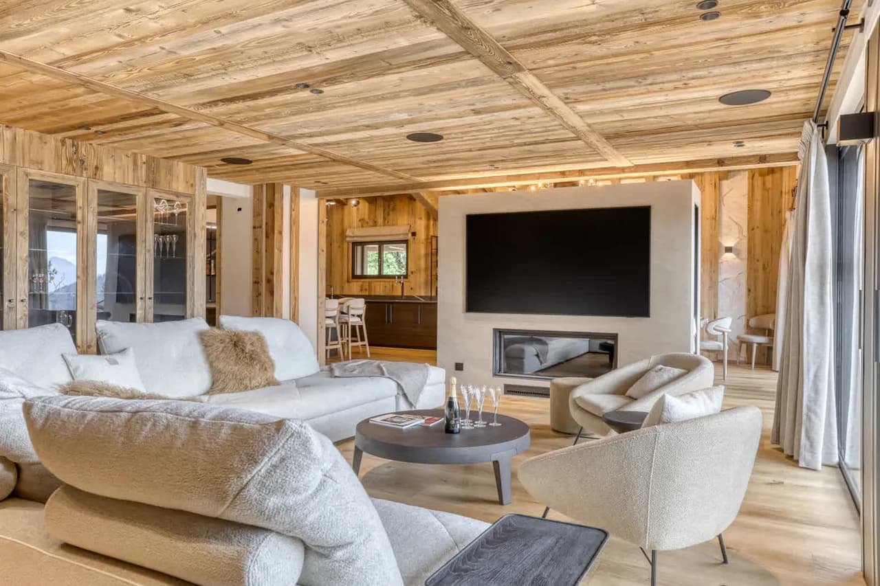 Cozy Alpine Retreat With Mountain Comfort