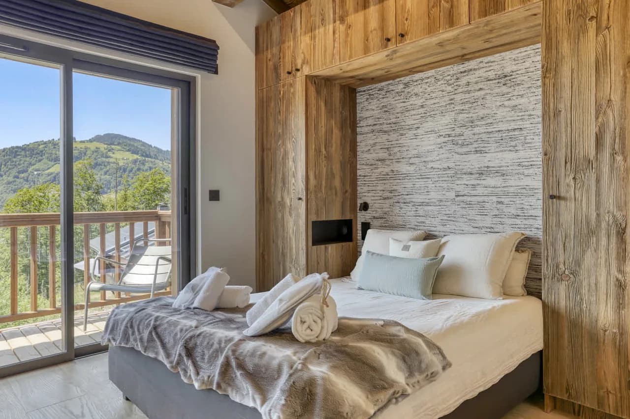 Cozy Alpine Retreat With Mountain Comfort photo 2