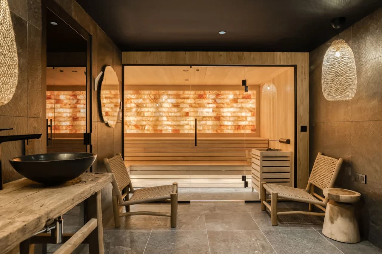 Cozy Alpine Retreat With Mountain Comfort photo 3