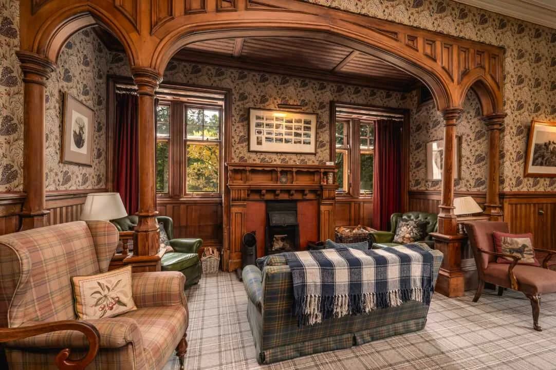 Exclusive Highland Retreat With Stunning Views photo 2