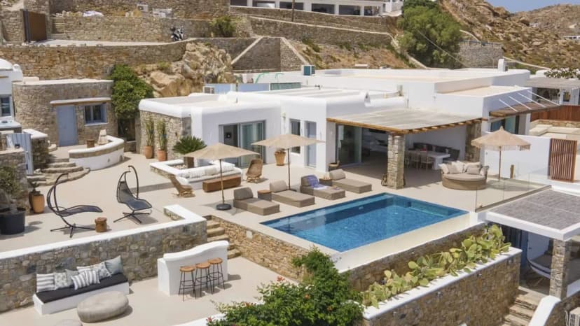 Beautiful Sea View Family Getaway