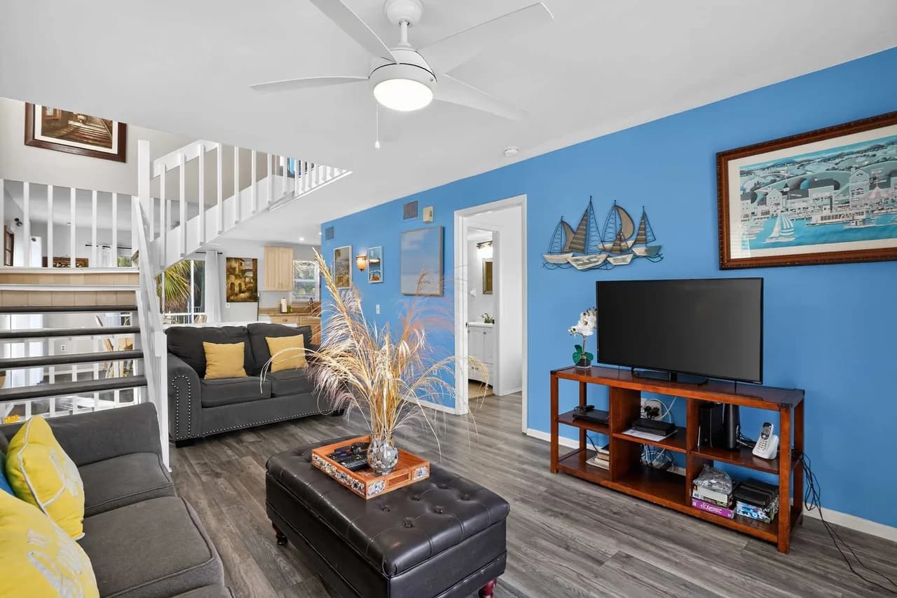 Steps to Beach, Shared Heated Pool, 4 Decks, Game Room photo 3
