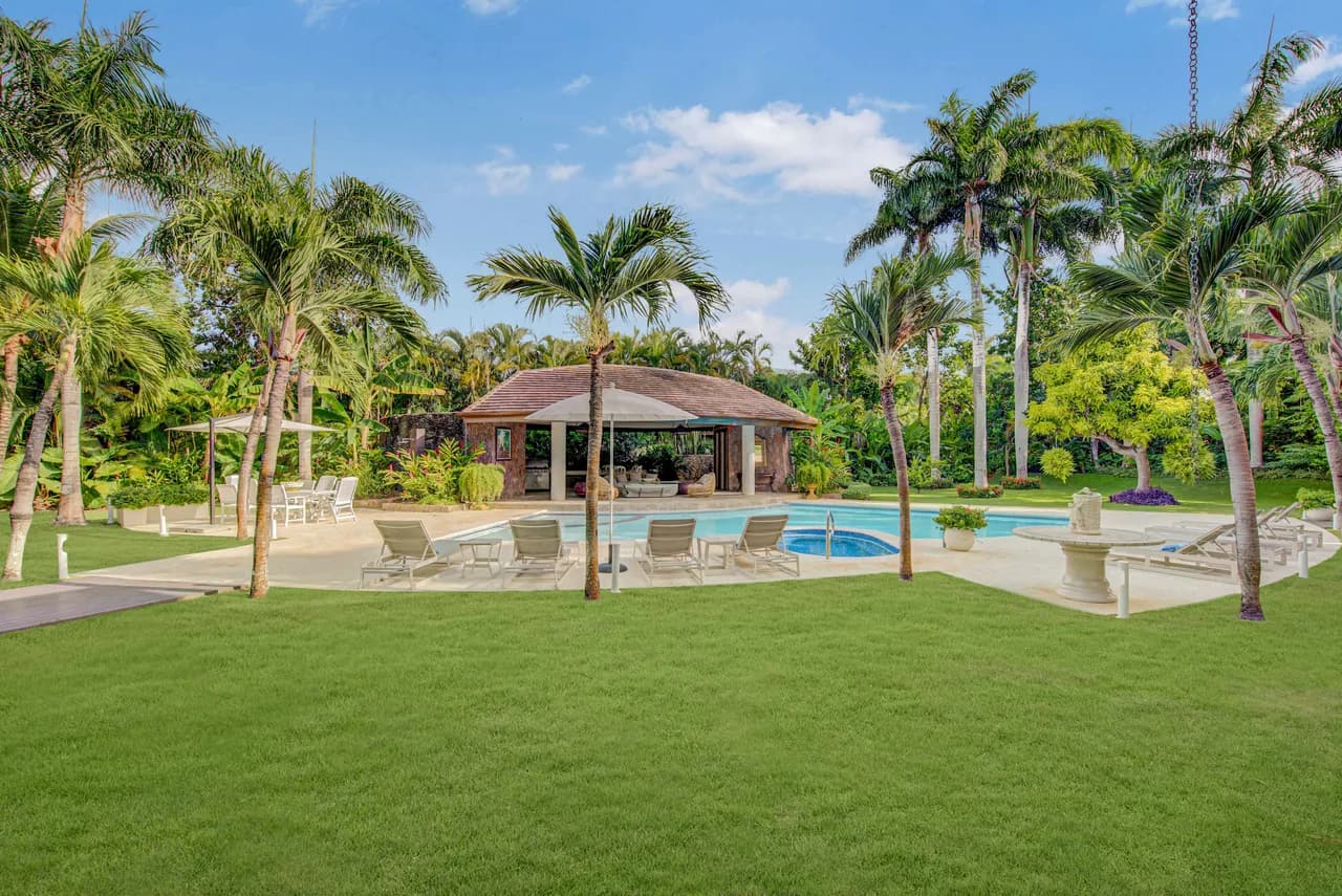 Casa Jardín: 7BR Peaceful Villa Near Minitas Beach photo 2