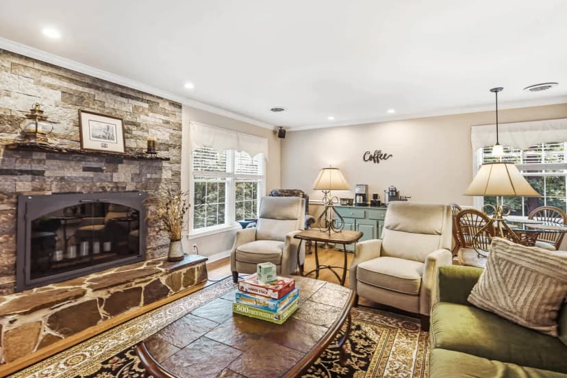 Massanutten Retreat: Game Room & Screened-in Porch