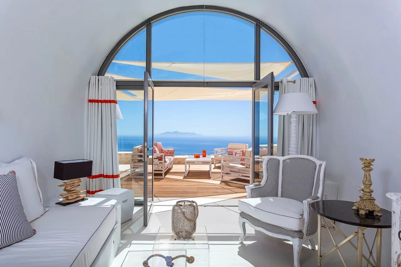 Luxury 5BR Santorini Villa with Infinity Pool  photo 2