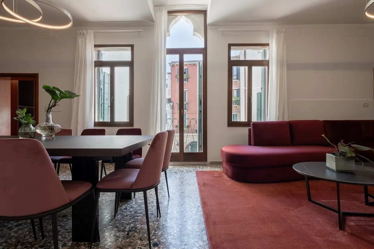 Venetian Velvet