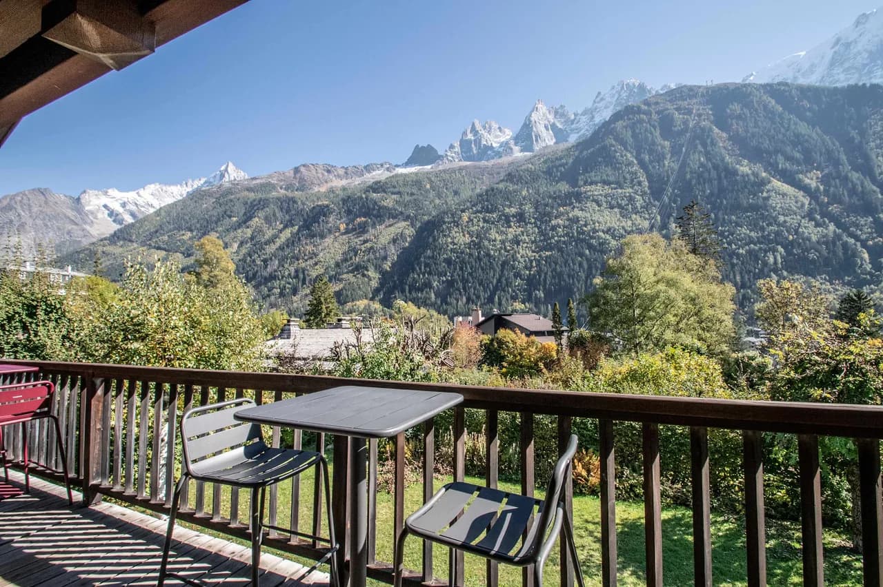 Rustic Chalet Near Chamonix Town Center photo 4