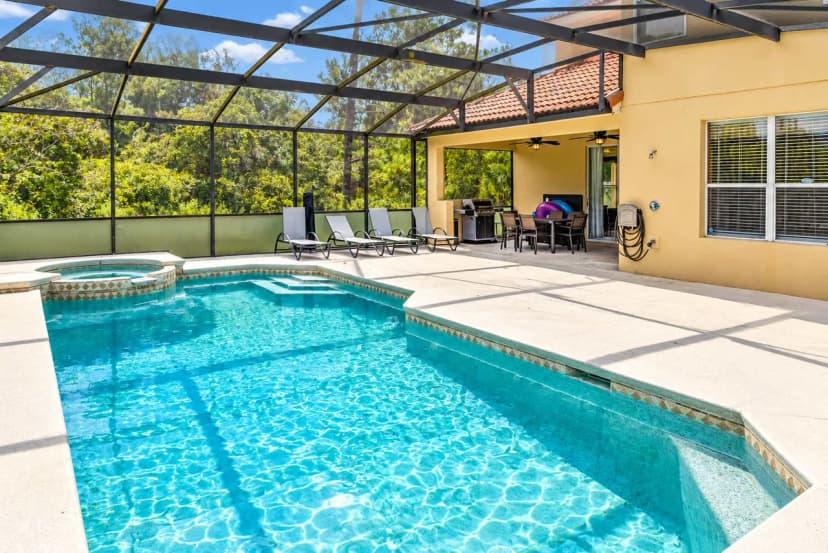 Family Fun Villa with Private Pool and Games at Watersong