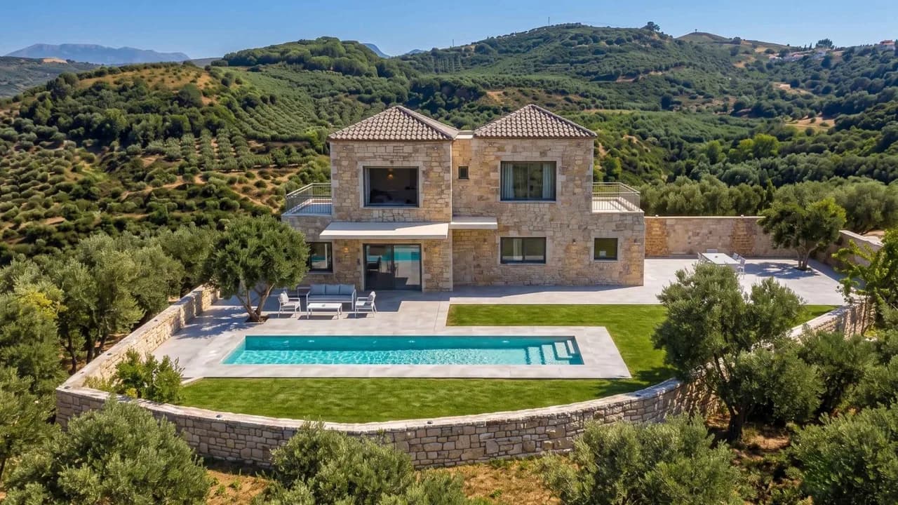 Peaceful Retreat With Breathtaking Cretan Views