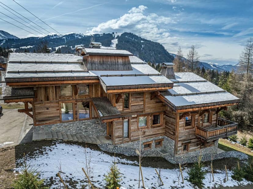 Chalet Near Slopes With Indoor Pool