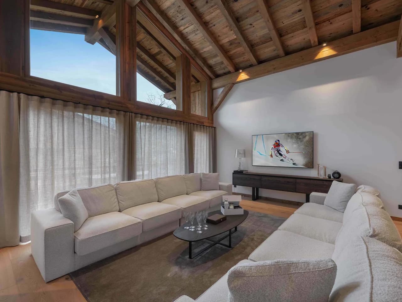 Luxury Mountain Chalet With Indoor Pool photo 5