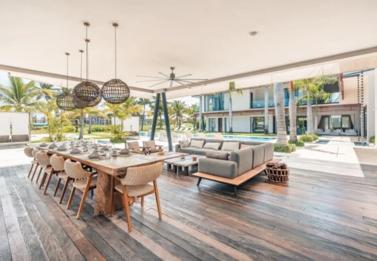 Luxury Villa | Volleyball & Gym | Jacuzzi & Pool photo 3