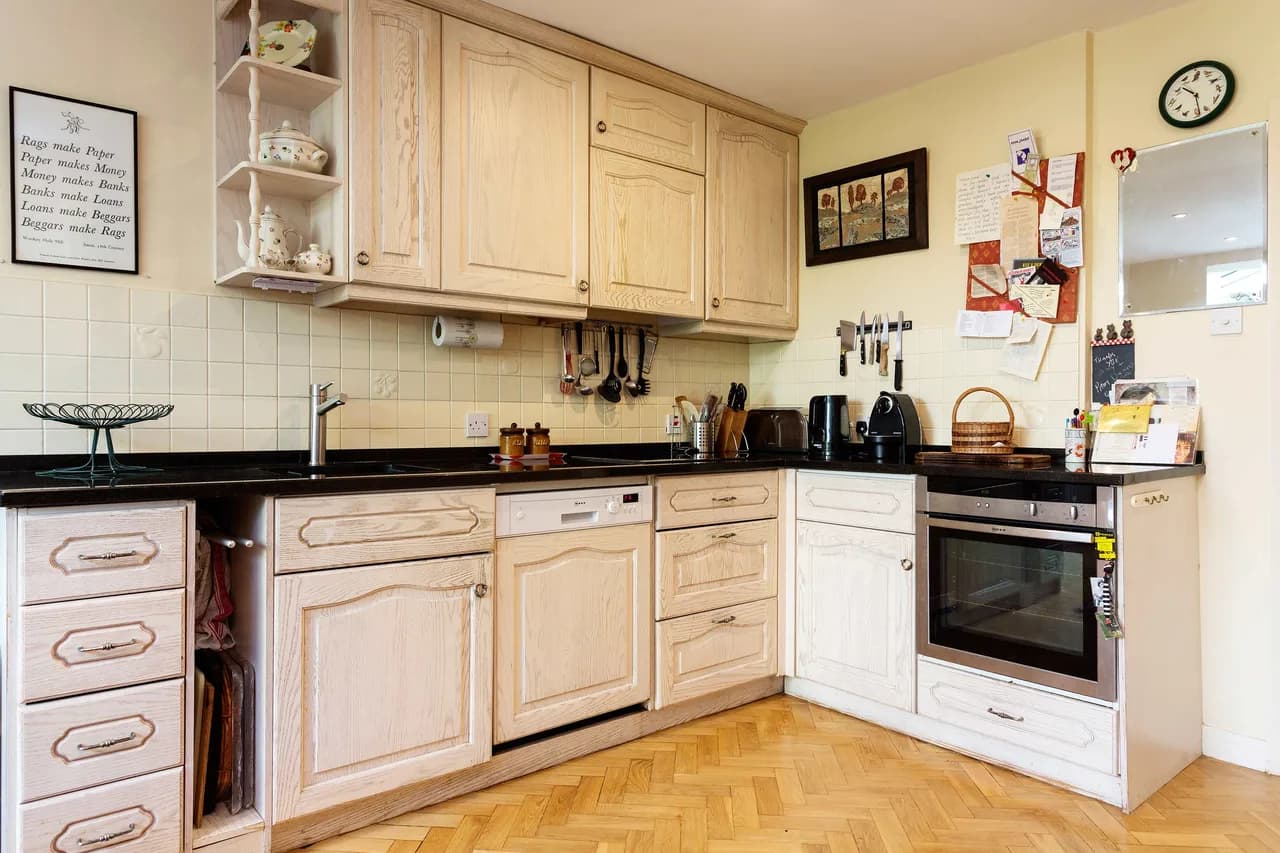 Classic Two Bedroom Villa in Brompton photo 3