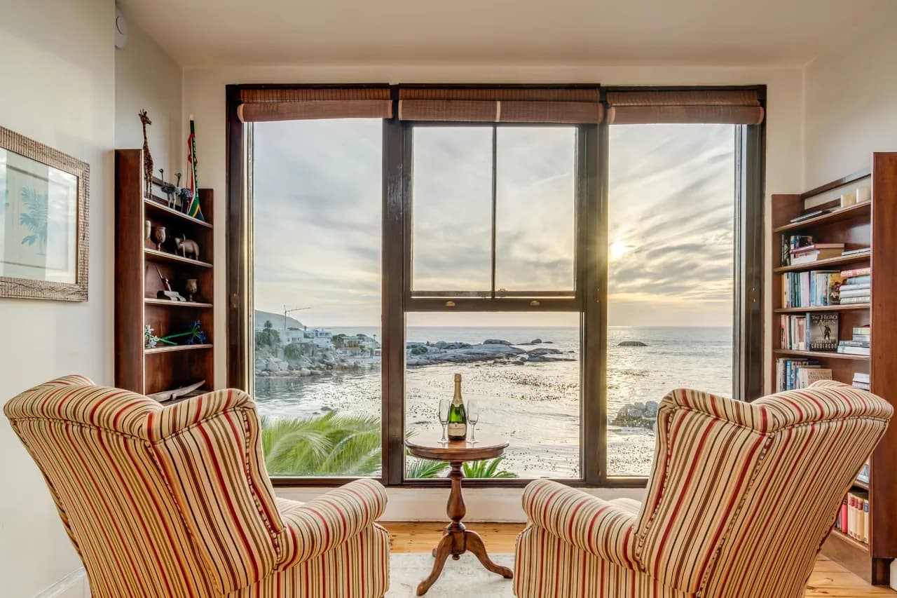 Colonial-Style Apartment with Pool in Cape Town photo 3