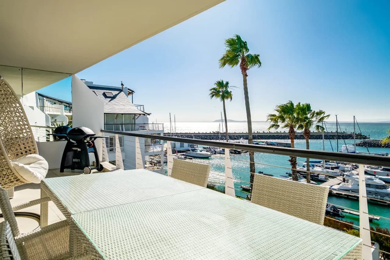 Aqua Views Two Bedroom Villa in Cape Town photo 3