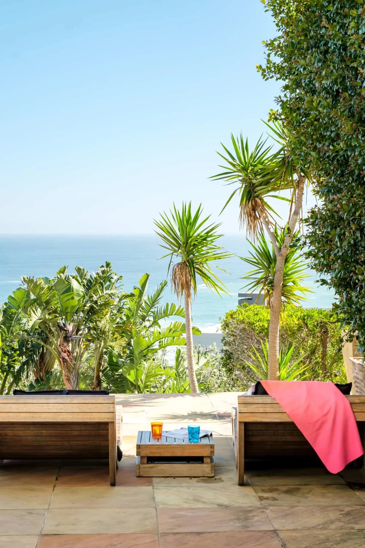 Private Pool Two Bedroom Apartment in Cape Town photo 3