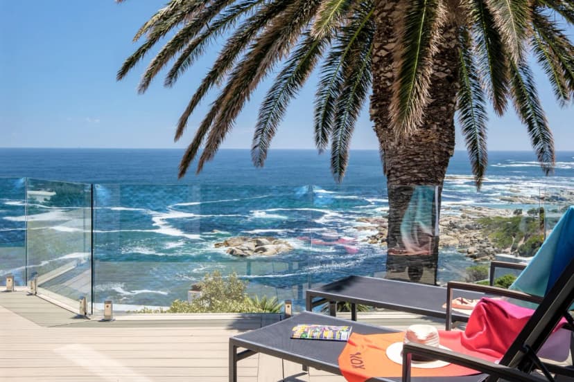 Modern Apartment with Private Pool Houghton Steps