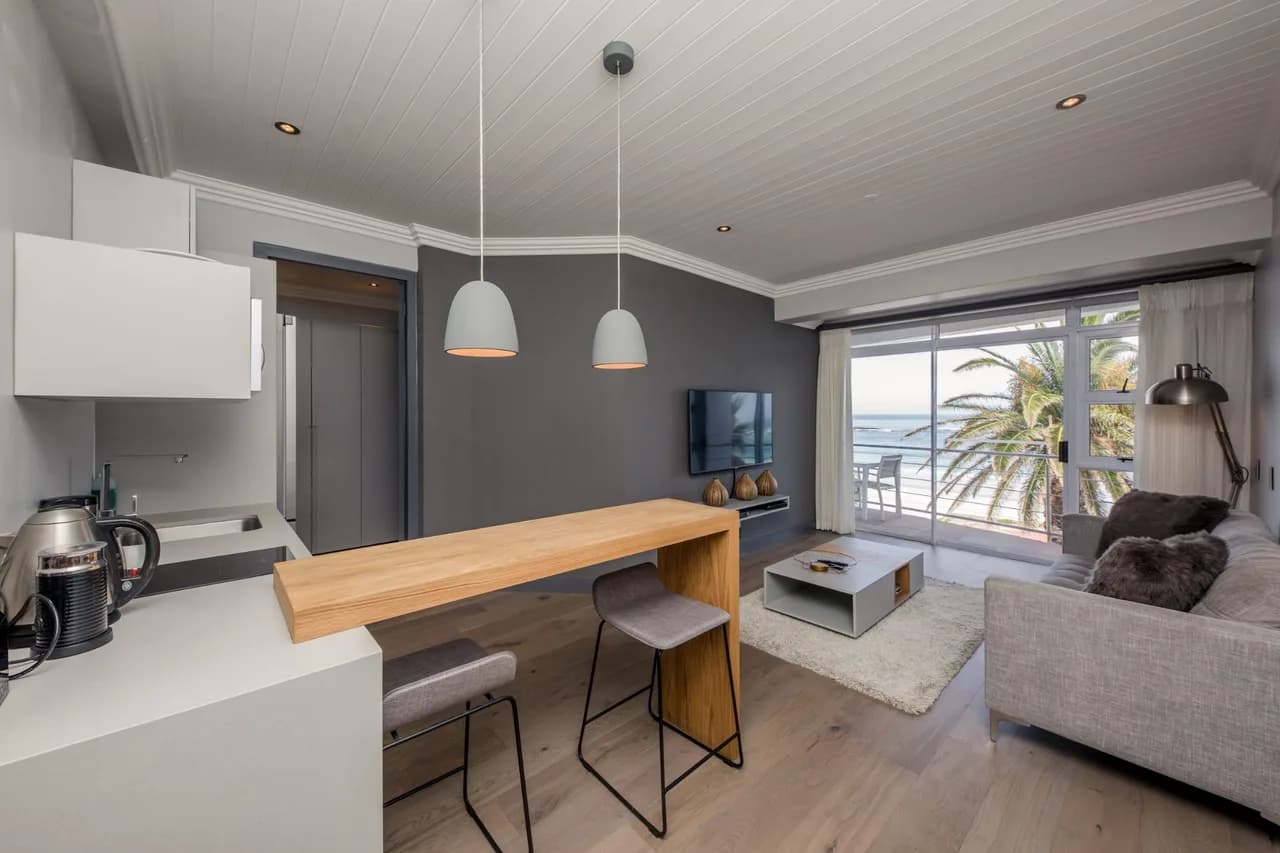 Beachfront One Bedroom Apartment in Cape Town photo 2